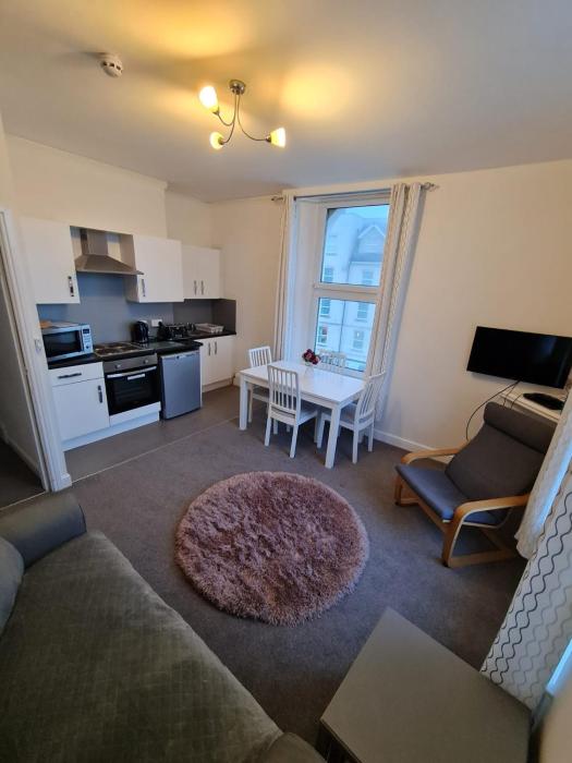 Farina No6, Sea view apartment sleeping 4 guests