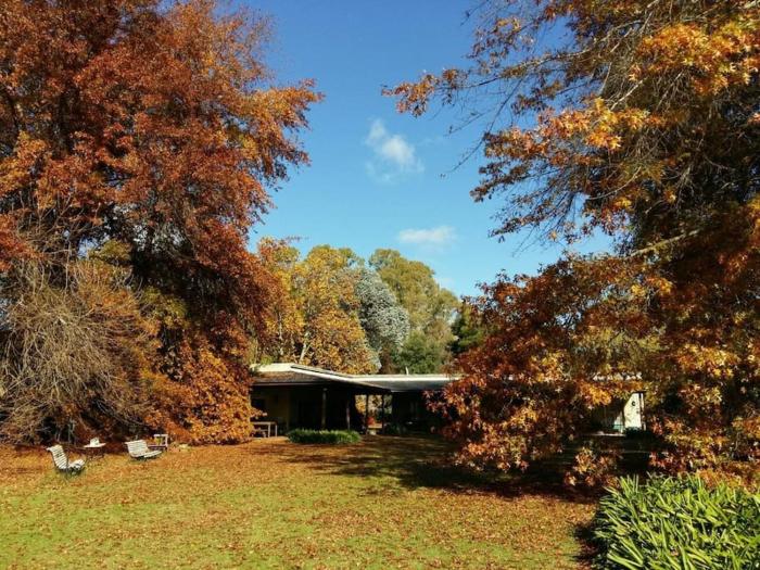 Casa de Campo El Ñandú con gran jardín y pileta
