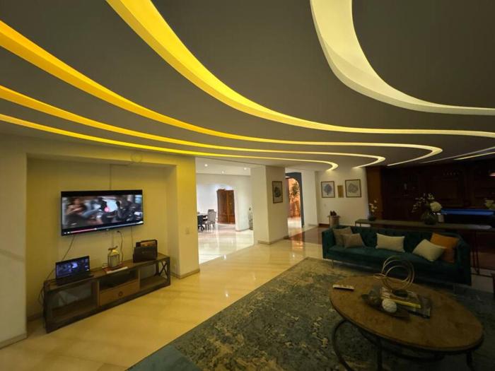 Luxurytravelhome millionaires