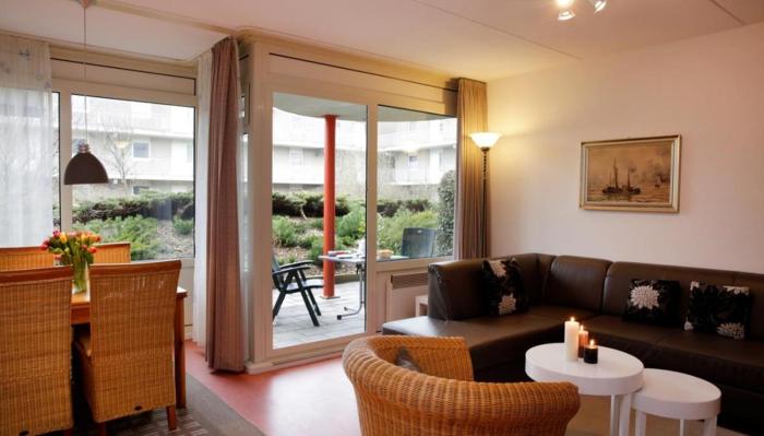 Paradijsje 23 Ameland - Erdgeschosswohnung mit Terrassenausrichtung nach Süden für bis zu 4 Personen, strandnah