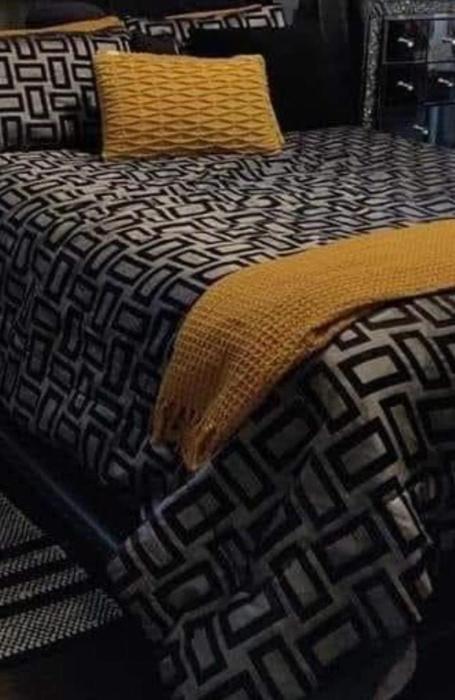 Double rooms available, near Safari Park & Hospital