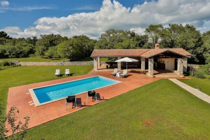 Villa Edera by Istrialux