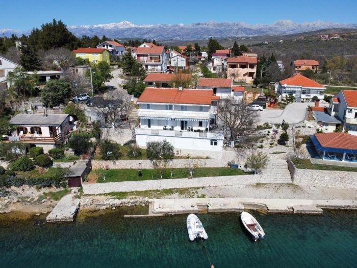 Ferienwohnung für 8 Personen ca 120 qm in Pridraga, Dalmatien Karinsko More