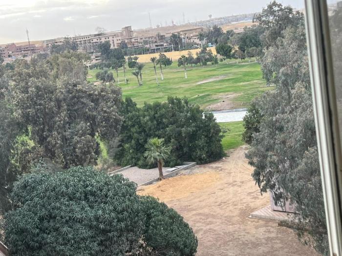 Pyramids view apartments