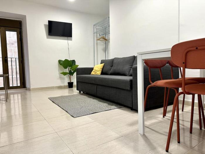 Little Horse Apartments 2