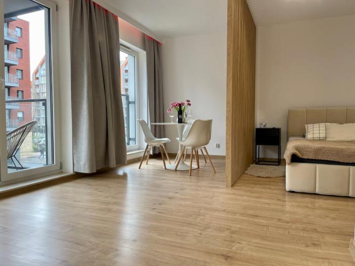 Island Modern Box Apartment