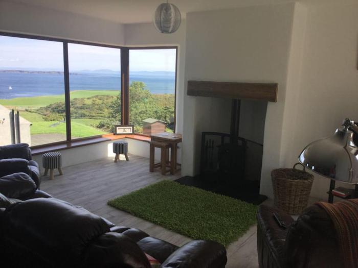 Kinbane Self Catering Cottages - Makems Cottage