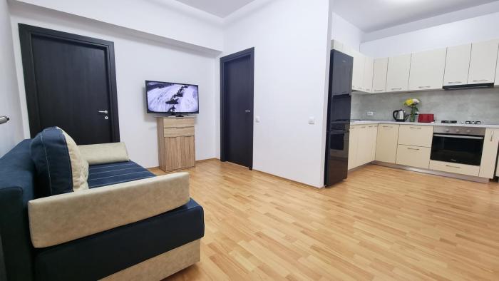 The Adventure - 2Steps2 Old Town & Metro