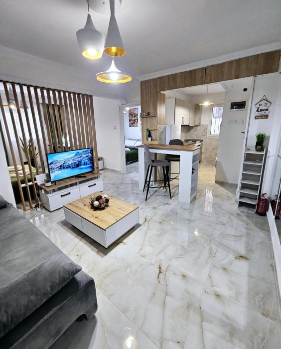 Acvi LUX - City Center by Seafront