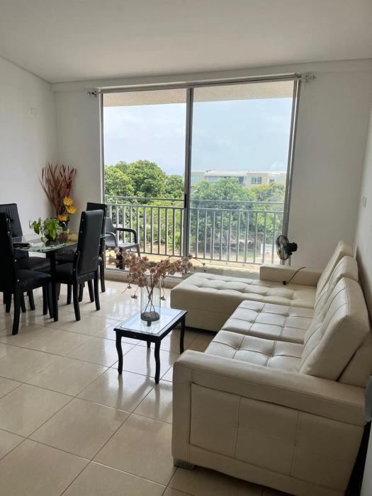 Lindo Apto con Aire Acond de 3 habitaciones