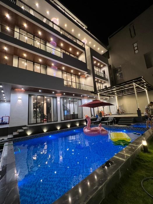 Căn Villa 9 Ngủ Vip Trung tâm Bãi Cháy