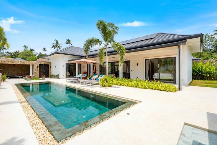 Luxury Balinese Private Pool Villa! KBR12
