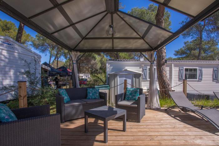 Joli mobil home Puget sur Argens