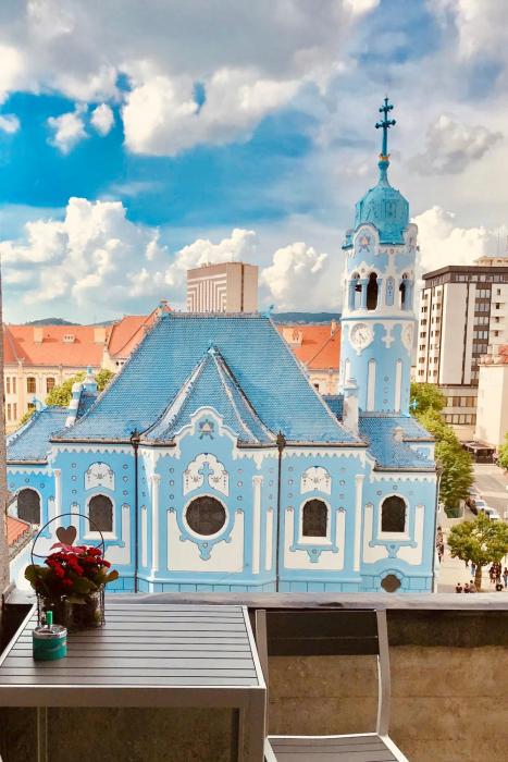 Blue Church views Bezrucova - 3 bedrooms sleeps 6