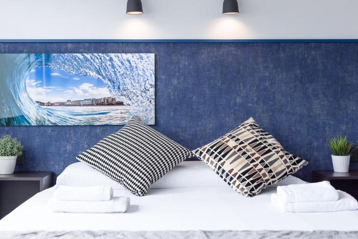 Apartamentos Salbide Zarautz by Egona