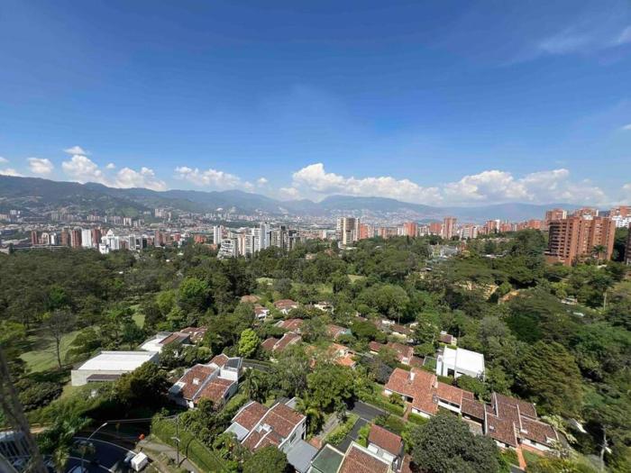 1401, Luxury Penthouse In El Poblado