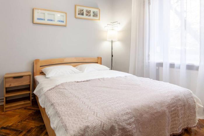 2 кім квартира подобово на вулиці Ткацькій 8, на 5 осіб - бічна Замарстинівської новобуд Авалон