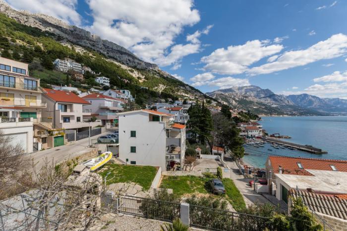 Apartments by the sea Pisak, Omis - 22779