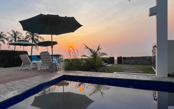 Absolute Beachfront villa