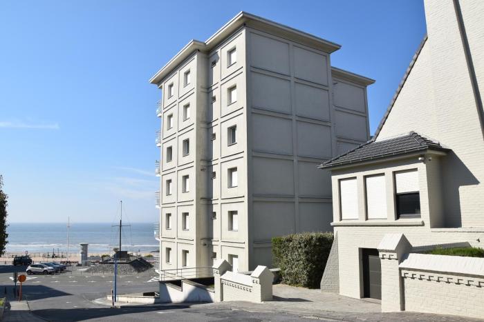 Grand Sablon 0402 - 3 bedrooms 6p - sun-oriented and amazing seaview