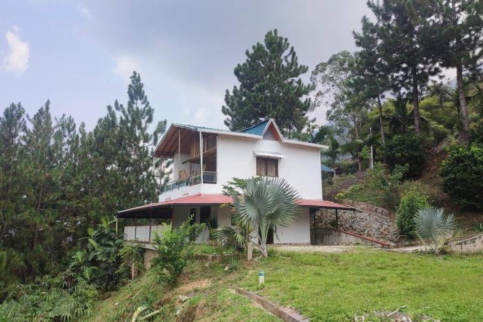 Luz de Luna - Hermosa Finca Familiar con Vista Panorámica y de Aves