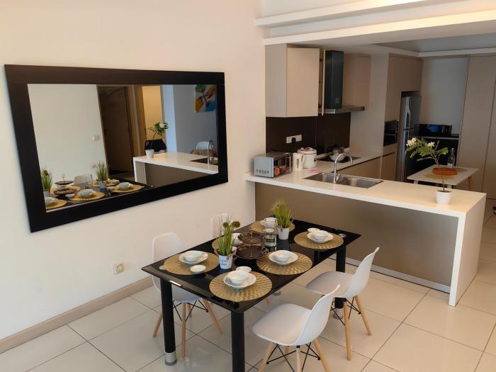 703 KLCC 5 minutes to Alor Street Ceylon Pavilion 3 Room 2 Bath