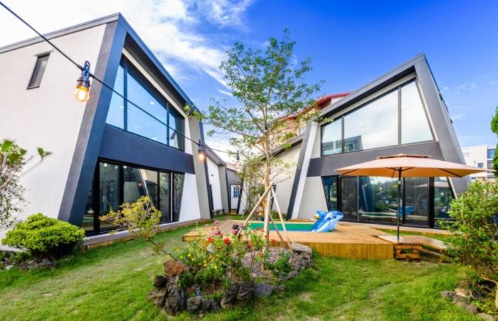 Jeju Ugichani Pension