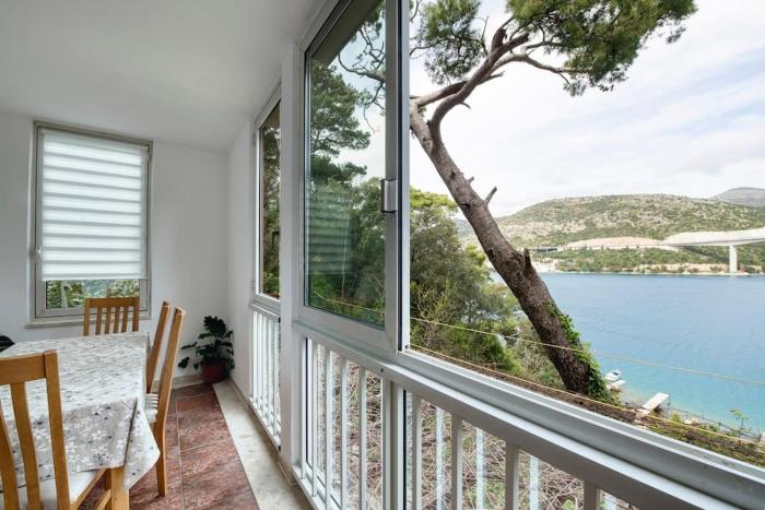 Apartment Sea Breeze