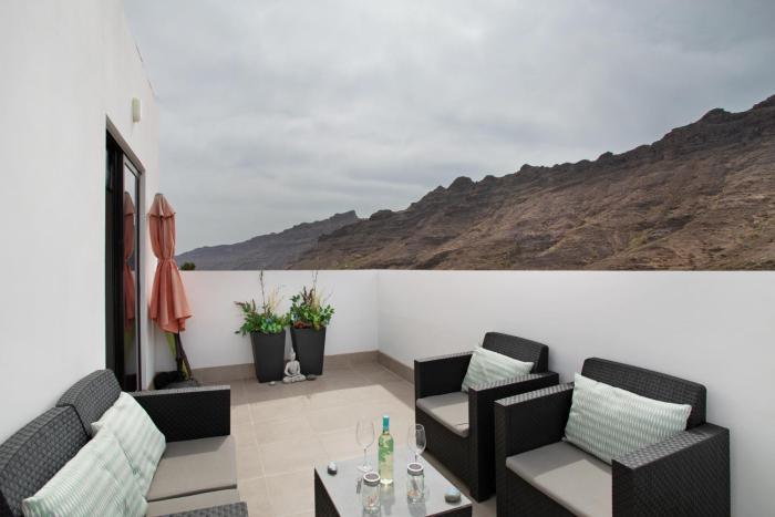 Dreaming Penthouse Mogan