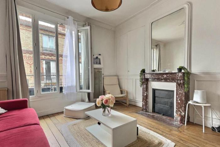 Boulogne 2 pièces de charme au dernier étage sur jardin.