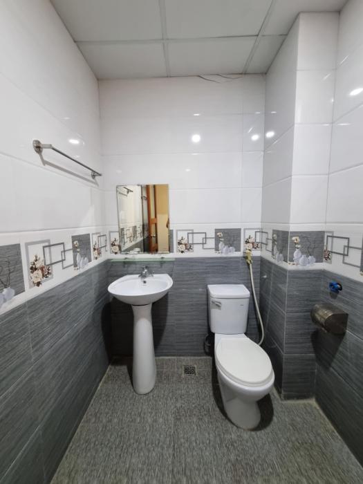 Khách sạn Viễn Đông