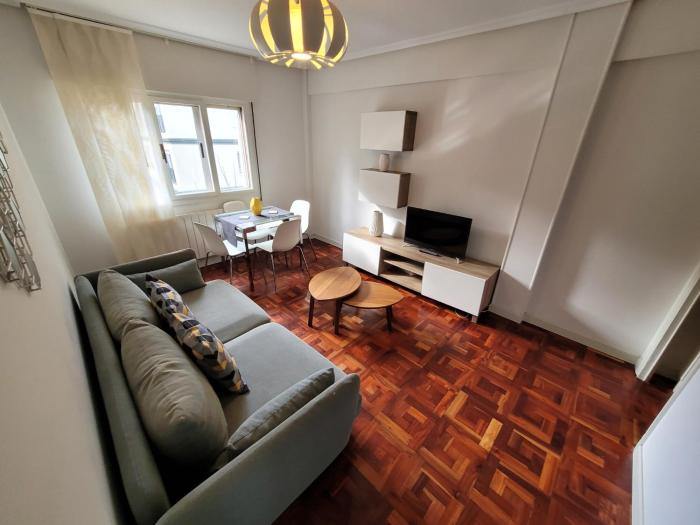 Bonito piso con garaje cerca de las playas