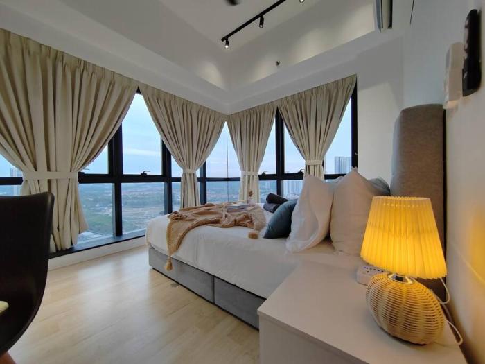 Pavilion Bukit jalil Walking Distance 2 Bedroom 2-4Pax