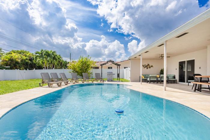 Amazing 5BR Villa Heated Pool near Hard Rock