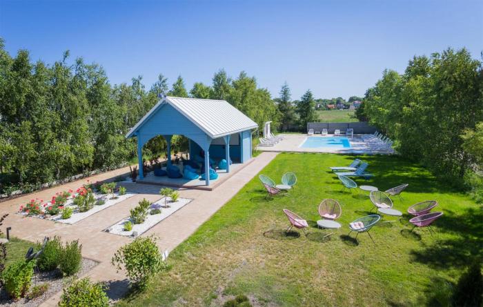 Lovely Home In Nowecin With Kitchen