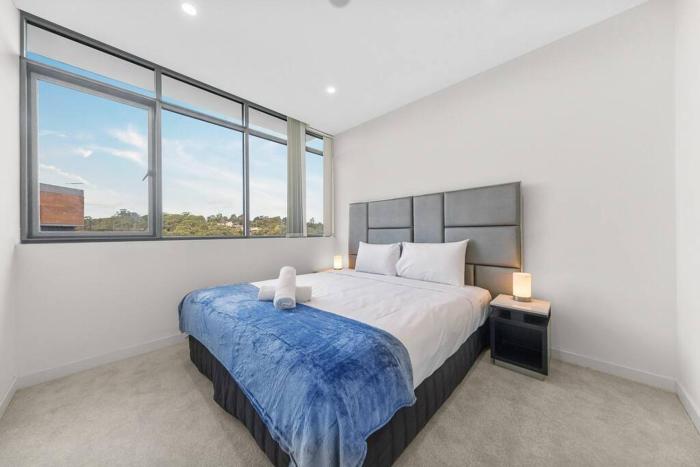 Two Bedroom Private Apartment In Lane Cove with Parking
