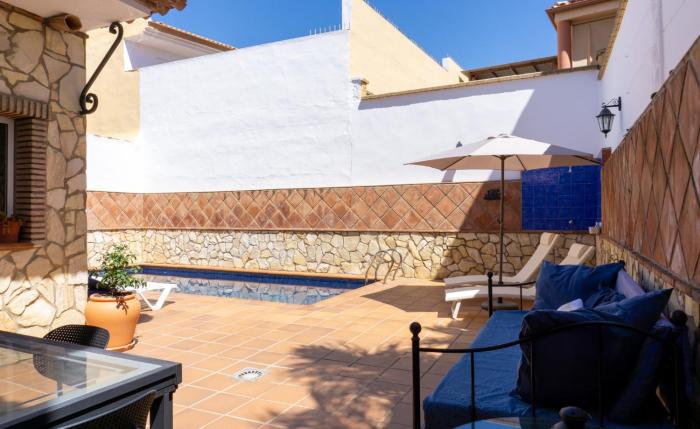 House Pool & Parking Malaga