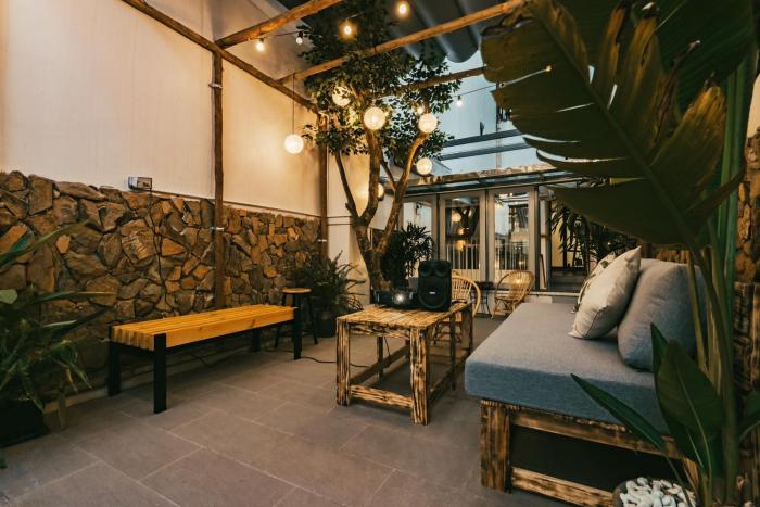 Trinhs House - Hang Bong