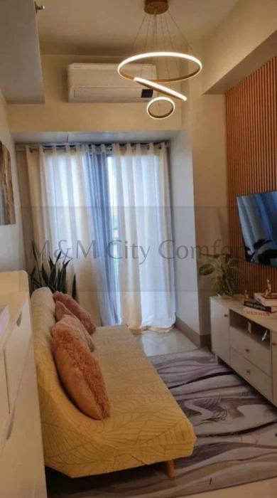 One bedroom with Balcony-M&M City Comfort