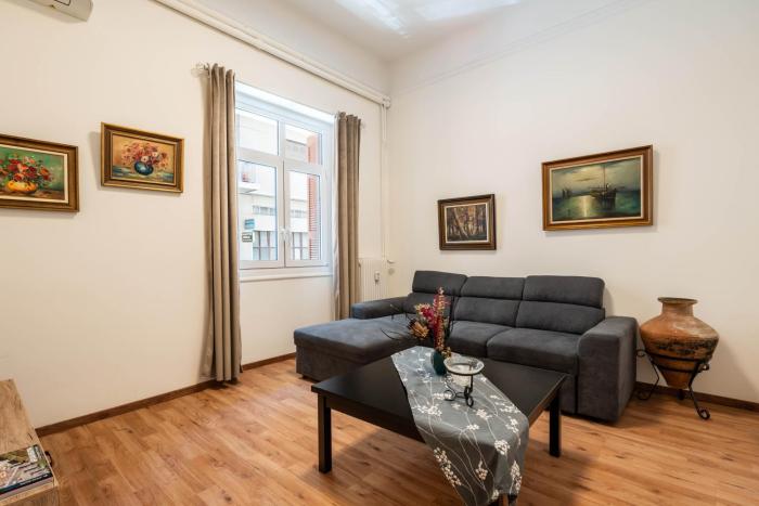 Charming 3bd apt. close to metro