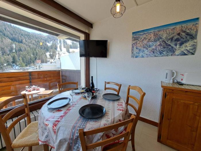Studio chaleureux pour 6 personnes proche des pistes - FR-1-165A-74