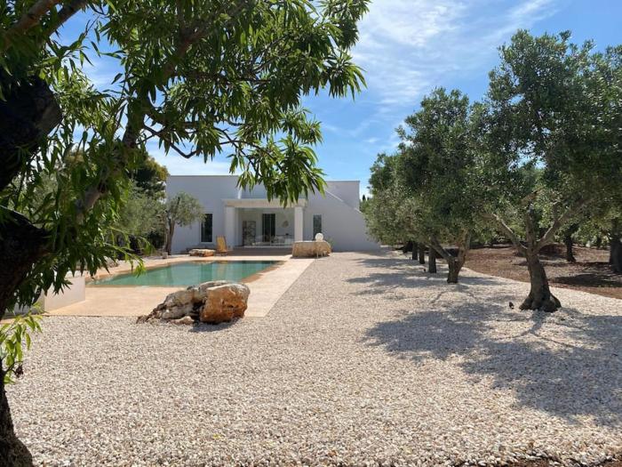 Splendida Villa con piscina a 10 minuti dal mare