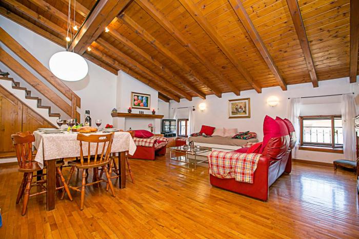 Residenza Rocca del Lago 2 - Happy Rentals