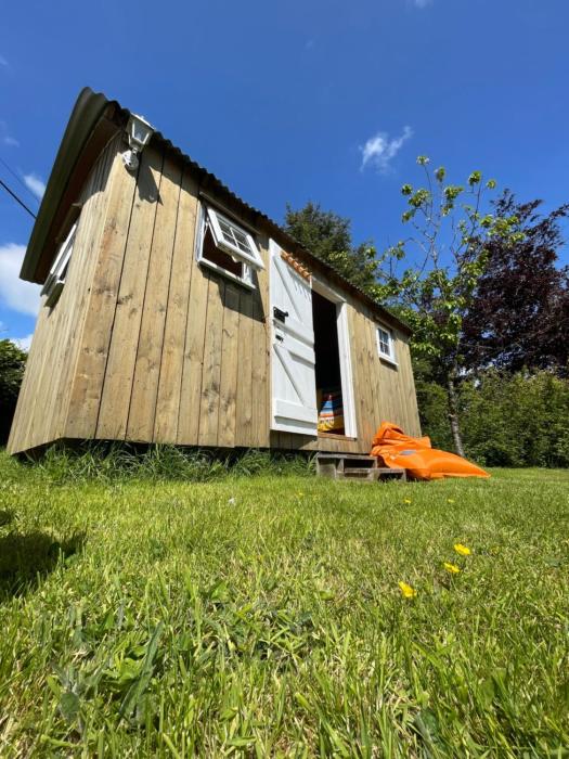 Shepherds Hut - Brecon Beacons