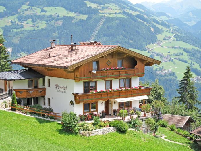 Apartment Bloserhof by Interhome