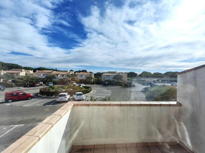 Studio mezzanine au cœur de la pinède, à 800m de la plage, 4 pers, parking privatif - FR-1-607-191