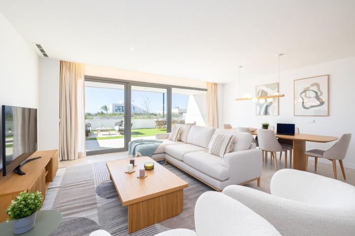 Luxury House Chaparral Golf E70 by AORA STAY