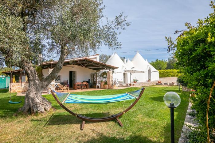 La Casa Sulla Roccia Trulli Pool - Happy Rentals