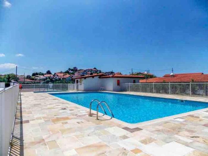 T2 résidence avec piscine et tennis