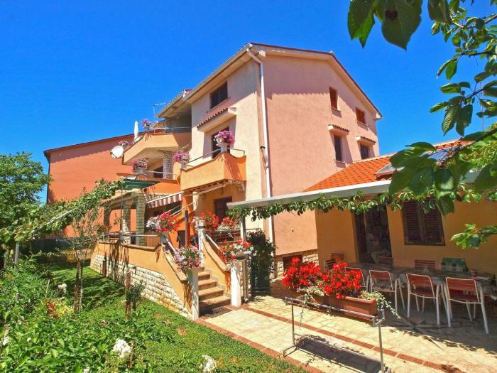 Ferienwohnung für 5 Personen ca 50 qm in Fažana, Istrien Istrische Riviera